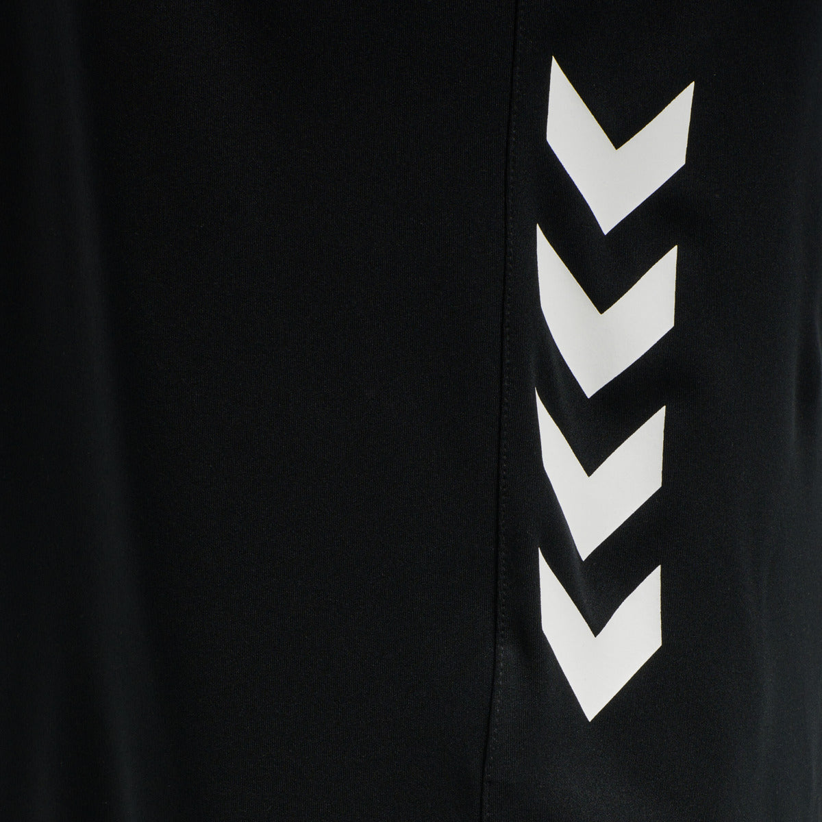 hmlREFEREE CHEVRON JERSEY S/S BLACK