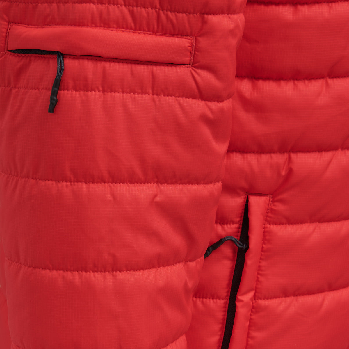 hmlNORTH QUILTED HOOD JACKET TRUE RED