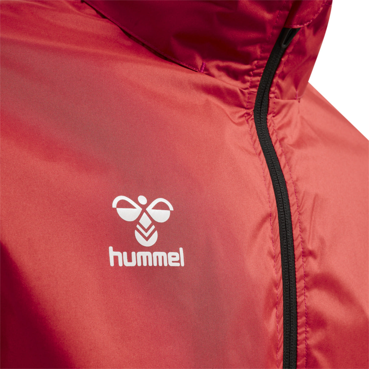 hmlCORE XK SPRAY JACKET TRUE RED