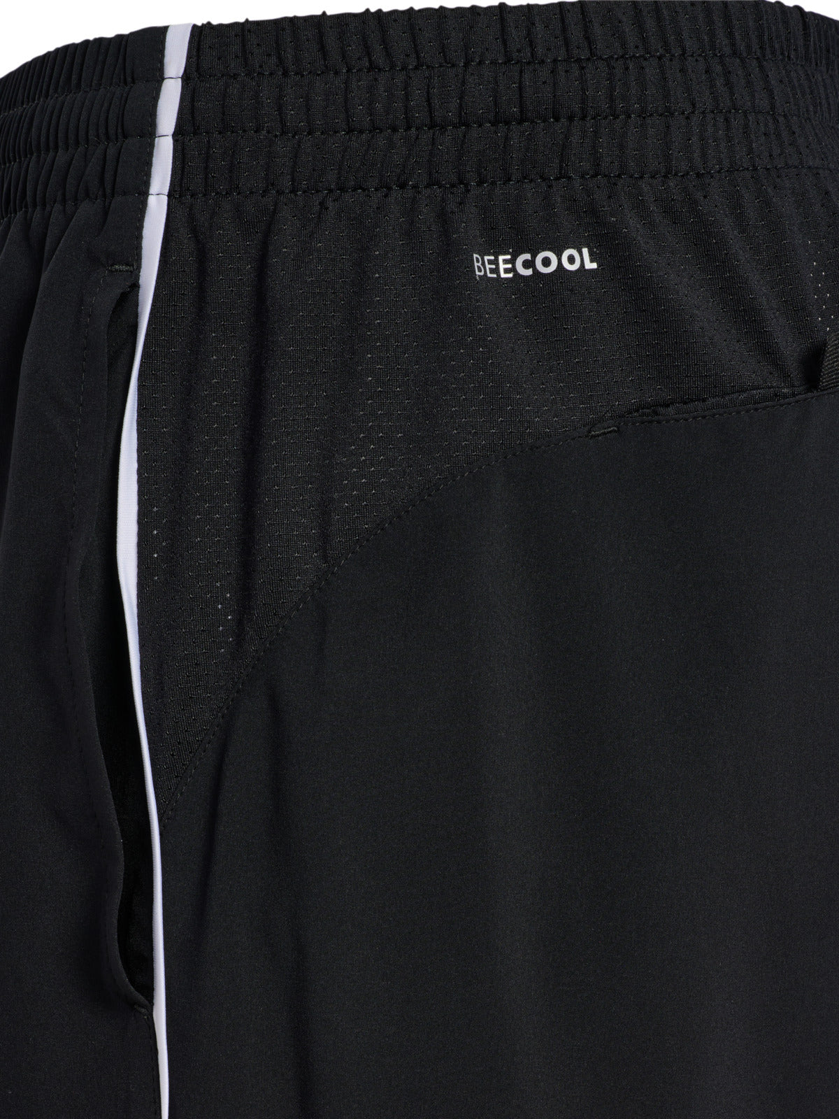 hmlREFEREE WOVEN SHORTS BLACK